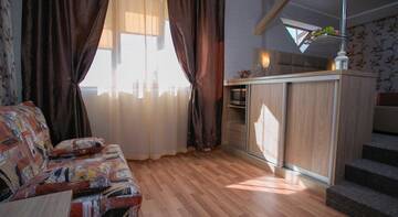 Фото номера Номер-студио с видом на море Гостевой дом Alex Home  г. Небуг 3